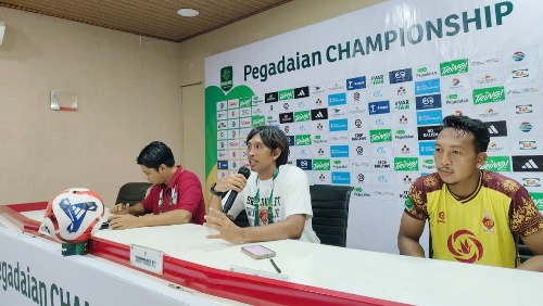 Budi Sudarsono Akui Fisik Jadi Pekerjaan Rumah Utama Sriwijaya FC di Pegadaian Championship 2025/26