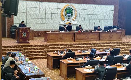 Rapat Paripurna Ke-14 DPRD PALI Bahas Pandangan Fraksi-Fraksi Terhadap Raperda APBD Tahun Anggaran 2026