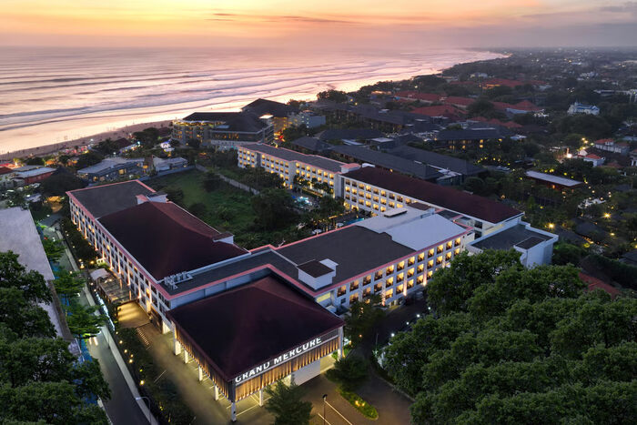 Rayakan Liburan Akhir Tahun di Grand Mercure Bali Seminyak. Foto: viralsumsel.com