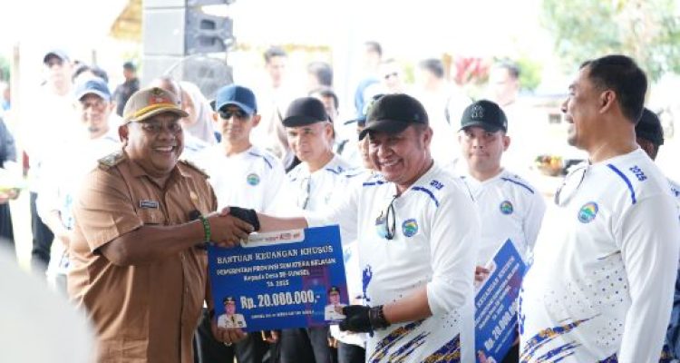 Gubernur Herman Deru Gelontorkan Bantuan Rp 57,1 Miliar untuk Percepat Pemerataan Pembangunan 2.856 Desa Se-Sumsel