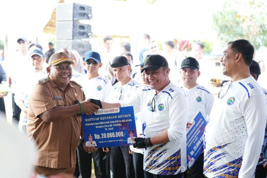 Gubernur Herman Deru Gelontorkan Bantuan Rp 57,1 Miliar untuk Percepat Pemerataan Pembangunan 2.856 Desa Se-Sumsel