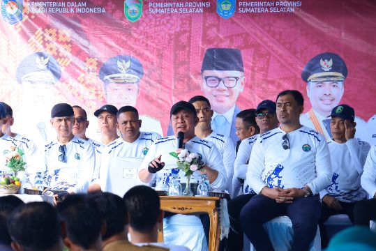 Gubernur Herman Deru Gelontorkan Bantuan Rp 57,1 Miliar untuk Percepat Pemerataan Pembangunan 2.856 Desa Se-Sumsel