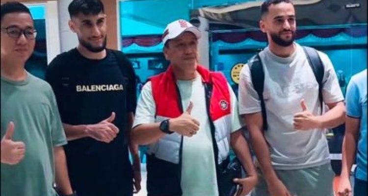 Dua Calon Pemain Asing Sriwijaya FC Mendarat di Palembang, Disambut Langsung Wapres Klub