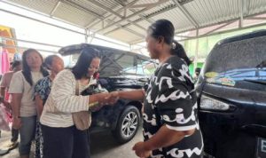 Jemaat GPIN Sekayu Bagikan Bingkisan Lebaran, Wujud Nyata Toleransi Antarumat Beragama