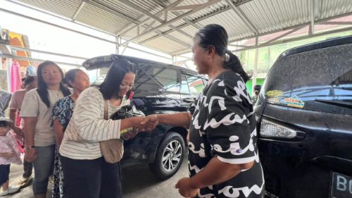 Jemaat GPIN Sekayu Bagikan Bingkisan Lebaran, Wujud Nyata Toleransi Antarumat Beragama