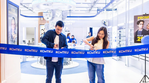 KCMTKU Resmikan Flagship Experience Store di Paris Van Java Bandung. Sumber : viralsumsel.com