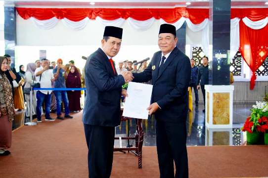 Syafaruddin Resmi Jabat Penjabat Sekda Muba, Bupati Toha: Jalankan Amanah dengan Profesional dan Jaga Efektivitas Pemerintahan