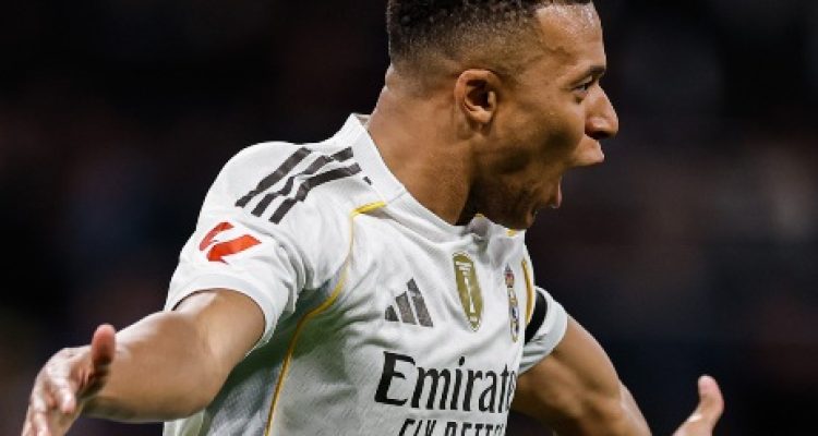 Mbappe Borong Dua Gol, Real Madrid Libas Valencia 4-0 di Santiago Bernabeu