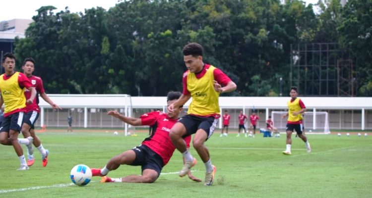 Timnas U-22 Indonesia Jalani Latihan Perdana di Jakarta, Indra Sjafri Siapkan Skuad Inti Menuju SEA Games 2025 Garuda Muda Fokus Uji Coba Lawan Mali dan Pengerucutan Pemain