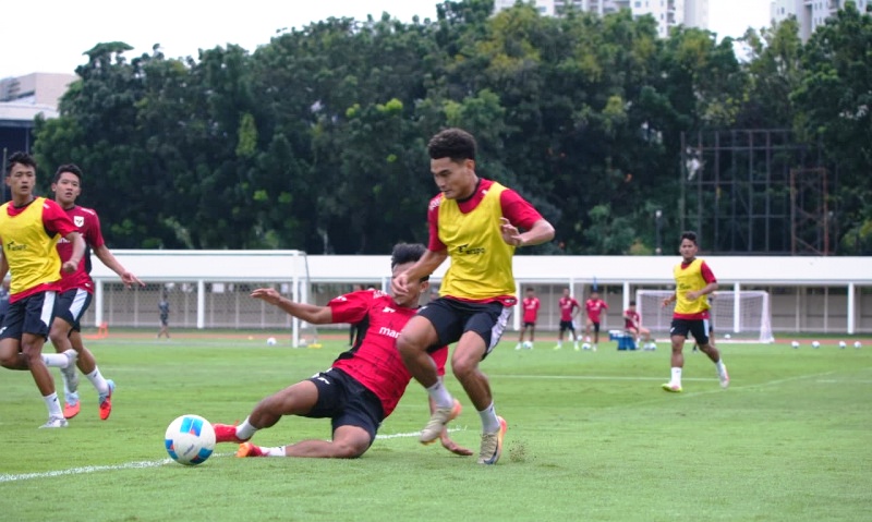 Timnas U-22 Indonesia Jalani Latihan Perdana di Jakarta, Indra Sjafri Siapkan Skuad Inti Menuju SEA Games 2025 Garuda Muda Fokus Uji Coba Lawan Mali dan Pengerucutan Pemain