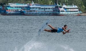 Turnamen Ski Air Internasional 2025 Hadir di Danau Toba. Sumber : viralsumsel.com Turnamen Ski Air Internasional 2025 Hadir di Danau Toba. Sumber : viralsumsel.com