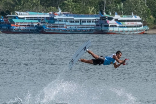 Turnamen Ski Air Internasional 2025 Hadir di Danau Toba. Sumber : viralsumsel.com