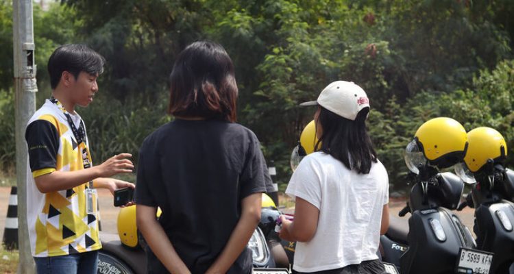 Warga Lokal Sering Ditolak Saat Menyewa Motor. Foto: viralsumsel.com