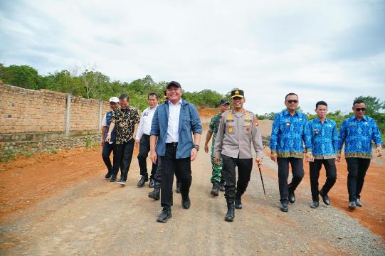 Gubernur Herman Deru Kucurkan Rp 40 Miliar Bangun Infrastruktur Empat Lawang