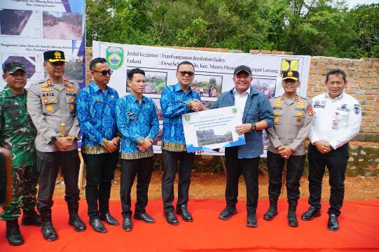 Gubernur Herman Deru Kucurkan Rp 40 Miliar Bangun Infrastruktur Empat Lawang
