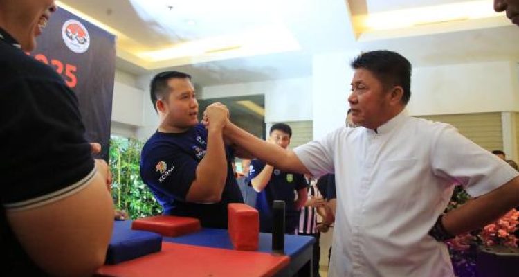 Herman Deru Buka Kejuaraan Panco 2025, Target Masuk Agenda Tetap Sumsel