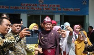 Hadir HUT Kabupaten Muara Enim, Gubernur Herman Deru Tekankan Efisiensi Tanpa Kurangi Pendapatan ASN Hadir HUT Kabupaten Muara Enim, Gubernur Herman Deru Tekankan Efisiensi Tanpa Kurangi Pendapatan ASN
