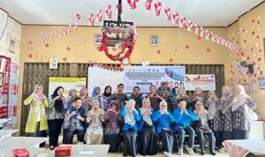 Dosen PGSD FKIP Unsri Latih Guru SD Sakatiga Seberang Susun Pedoman Praktikum IPA untuk Melatih Berpikir Kritis Dosen PGSD FKIP Unsri Latih Guru SD Sakatiga Seberang Susun Pedoman Praktikum IPA untuk Melatih Berpikir Kritis