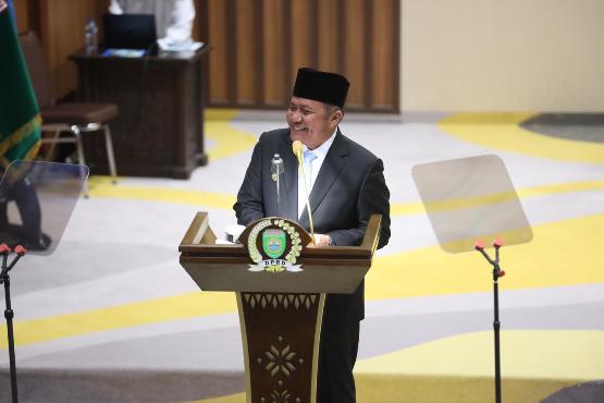 Herman Deru Hadiri Paripurna: Empat Raperda Prioritas Masuk Propemperda Sumsel 2026