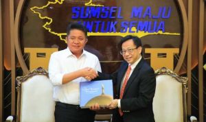 Gubernur Herman Deru dan Konsul Jenderal Singapura Bahas Penguatan Konektivitas Regional Gubernur Herman Deru dan Konsul Jenderal Singapura Bahas Penguatan Konektivitas Regional