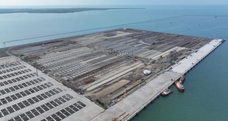 PTPP Percepat Pembangunan Infrastruktur Maritim Berkelas Dunia Proyek Pelabuhan Patimban. Foto: viralsumsel.com