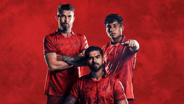 Arema FC Luncurkan Jersey Ketiga Bernuansa Futuristik, Perpaduan Elegan dan Gaya Hidup Aremania