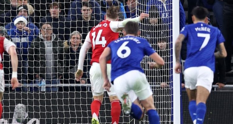 Penalti Gyokeres Antar Arsenal Taklukkan Everton, The Gunners Kembali ke Puncak Klasemen