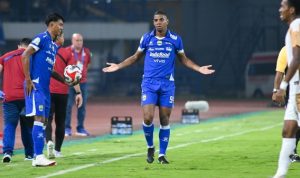 Bojan Hodak Puas, Penyerang Persib Tak Hanya Tajam tapi Aktif Membantu Pertahanan