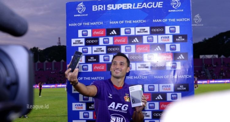 Ezra Walian Ukir Rekor Pribadi Saat Persik Kalahkan Semen Padang