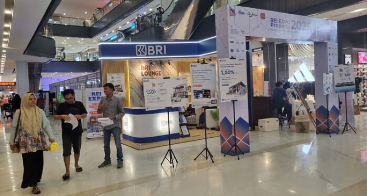Hadir di REI Property Expo 2025 Padang, BRI Finance Tawarkan KKB 0%. Foto : viralsumsel.com