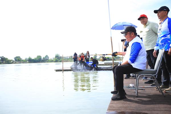 Ribuan Angler Ramaikan Event Mancing Piala Gubernur Sumsel di Jakabaring
