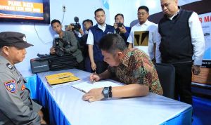 Gubernur Herman Deru Tinjau Gereja dan Pos Pengamanan Natal, Pastikan Ibadah Berjalan Aman dan Kondusif