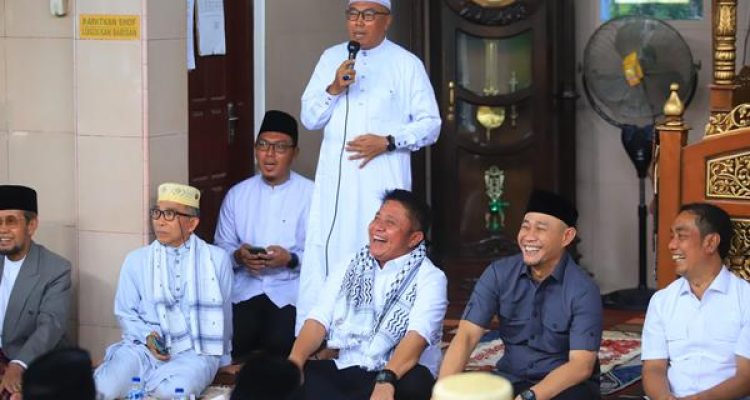 Safari Jumat di Lubuk Linggau, Herman Deru Bantu Penyelesaian Pembangunan Masjid Anniyaturohimin