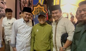 H. Ahmad Zarkasih disuatu momen bersama Ketua umum Partai Kebangkitan Bangsa (PKB) H. Muhaimin Iskandar (Cak Imin). Foto : Nto