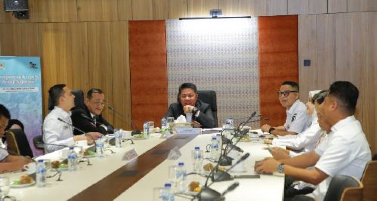 Herman Deru Ikuti Rakor Evaluasi APBD 2025, Kemendagri Dorong Realisasi Belanja Daerah Capai 100 Persen