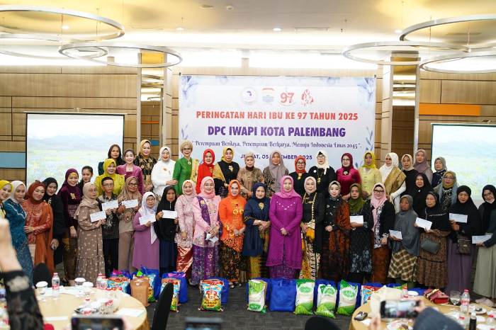 IWAPI Palembang Beri Modal Usaha bagi Ibu Tangguh di Hari Ibu 2025
