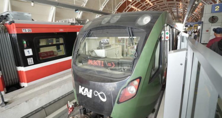 KAI Catat Peningkatan Pengguna LRT Jabodebek. Foto : viralsumsel.com