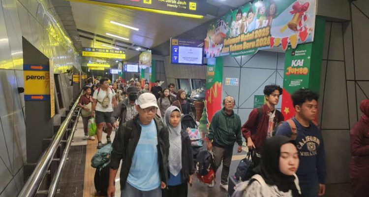 KAI Daop 2 Bandung Catat Tingginya Kedatangan Pelanggan Menggunakan KA. Foto : viralsumsel.com