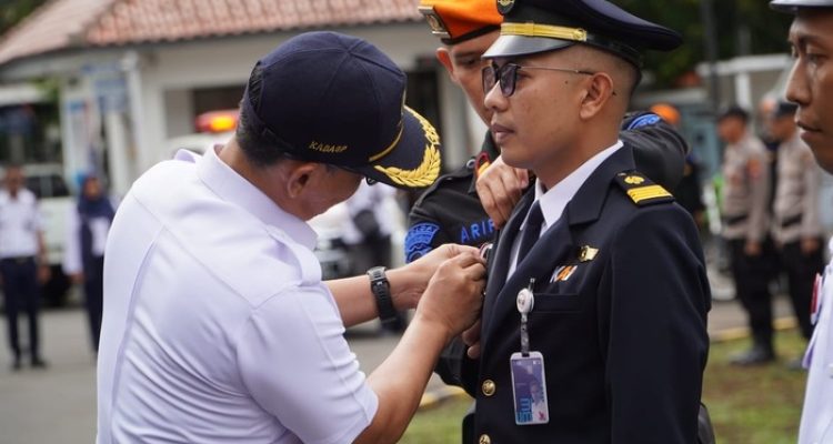 KAI Daop 5 Purwokerto Lakukan Apel Gelar Pasukan. Foto: viralsumsel.com