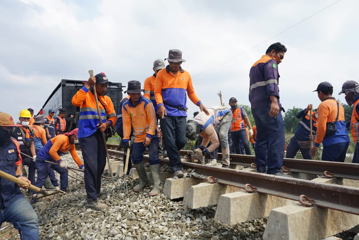 KAI Divre I Sumut Percepat Perbaikan Jalur Medan – Binjai. Foto: viralsumsel.com