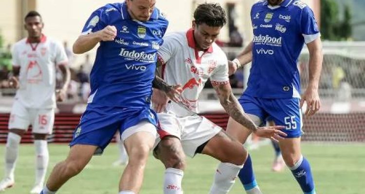 Hendri Susilo Ungkap Kunci Kemenangan Malut United atas Persib