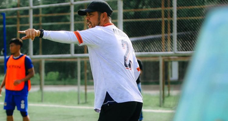 Nilmaizar Fokus Asah Lini Belakang Sumsel United di Pekan Ketiga Latihan Jeda Kompetisi