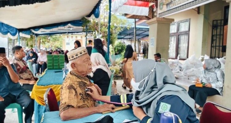 Pelindo Dumai Peduli untuk Warga Sekitar Pelabuhan. Foto: viralsumsel.com