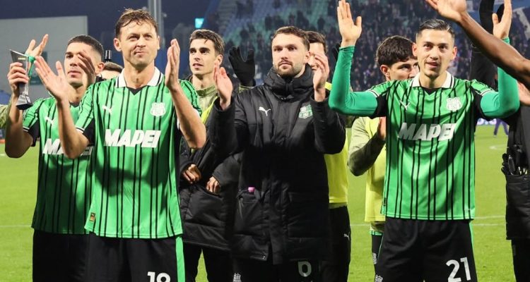 Jadwal Lengkap Liga Italia Pekan ke-15: Milan Pertahankan Puncak, Sassuolo Siap Kejutkan Lewat Jay Idzes