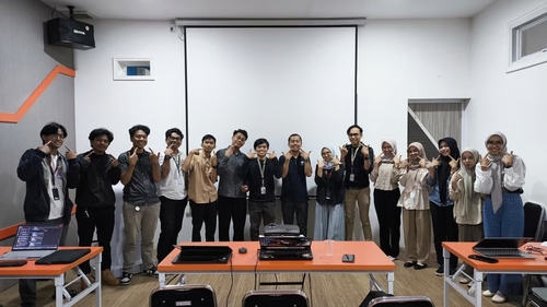 Telkom AI Center of Excellence Makassar Dorong Founder Manfaatkan AI dalam pengembangan Startup. Sumber : viralsumsel.com