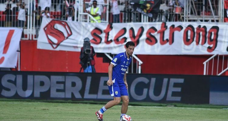 Thom Haye Akui Kecewa Usai Persib Takluk dari Malut United, Soroti Jadwal Padat dan Perjalanan Panjang