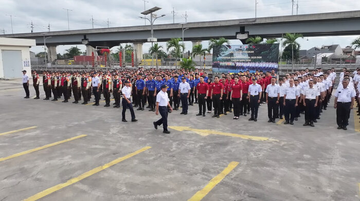 KAI Selenggarakan Apel Gelar Pasukan, Siapkan Operasional LRT Jabodebek di Masa Nataru 2025/2026. Foto: viralsumsel.com