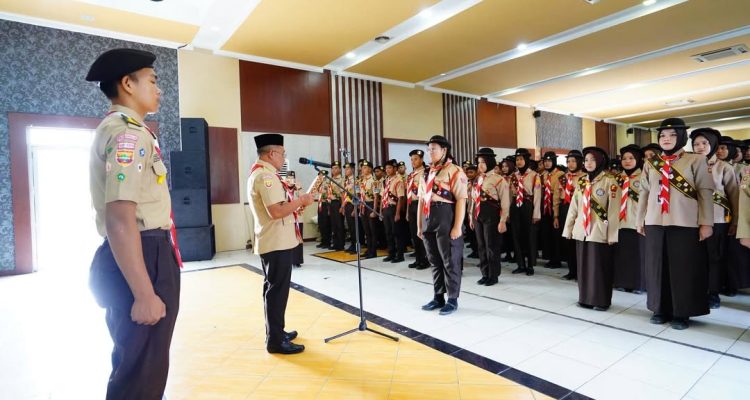 Wali Kota Prabumulih Kukuhkan Pramuka Garuda Penggalang dan Penegak, Dorong Generasi Muda Berkarakter