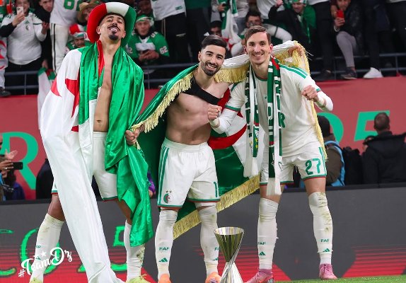 Gol Spektakuler Boulbina Antar Aljazair ke Perempat Final Piala Afrika 2025