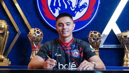 Arema FC Datangkan Gianluca Pandeynuwu dari Persis Solo
